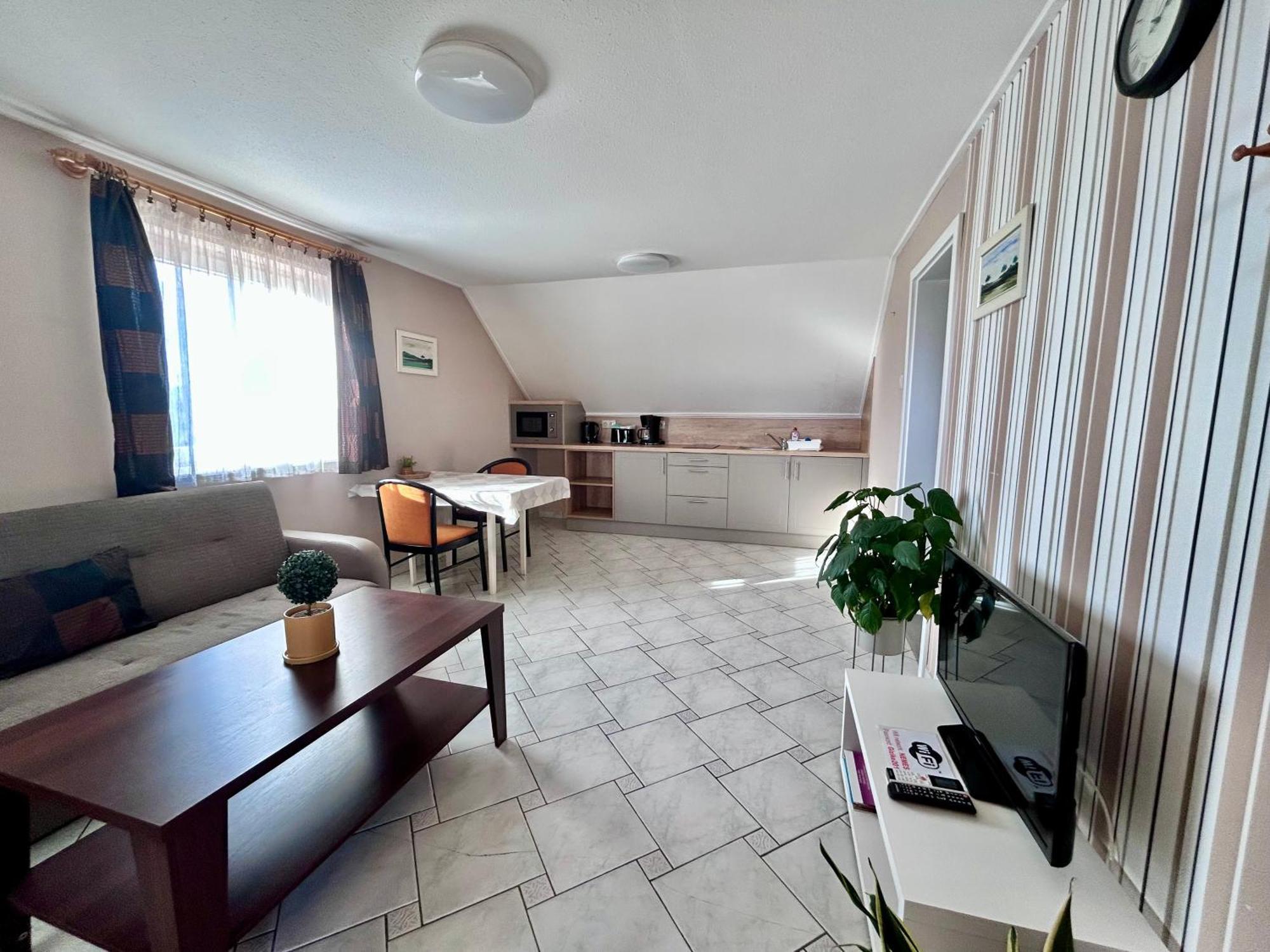 Nemes Apartmanhaz Hévíz Exteriör bild