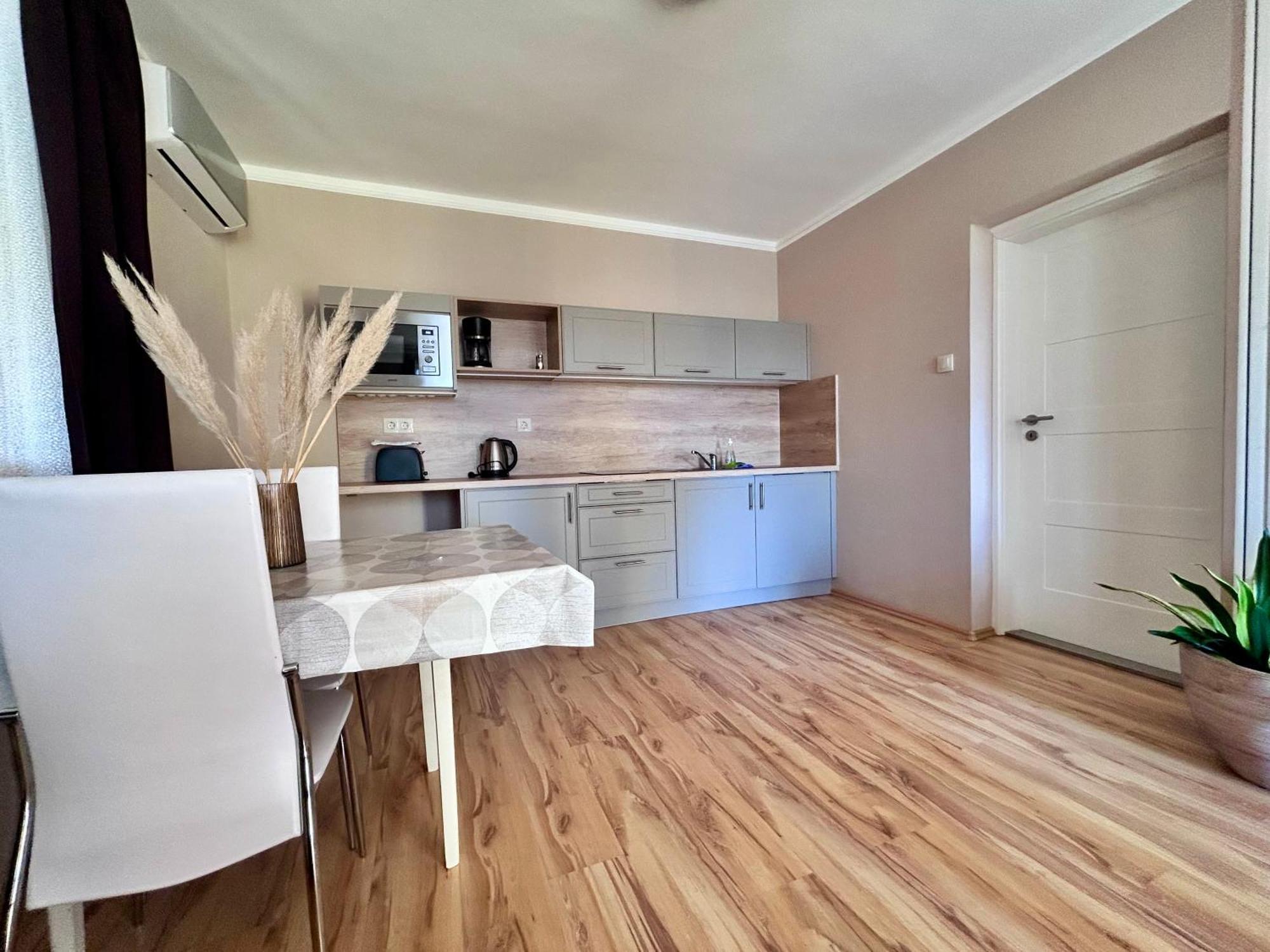 Nemes Apartmanhaz Hévíz Exteriör bild